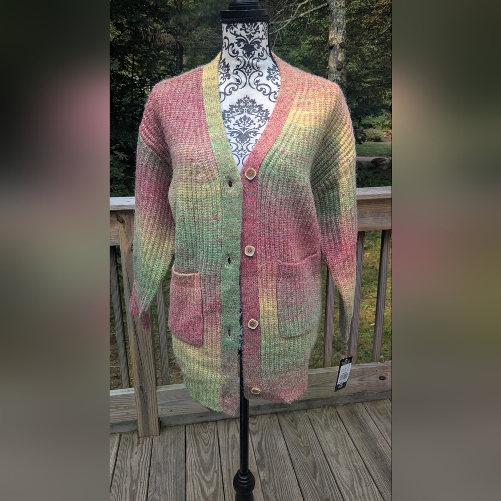 Multicolor Knit Button-Up Cardigan - Picture 2 of 5